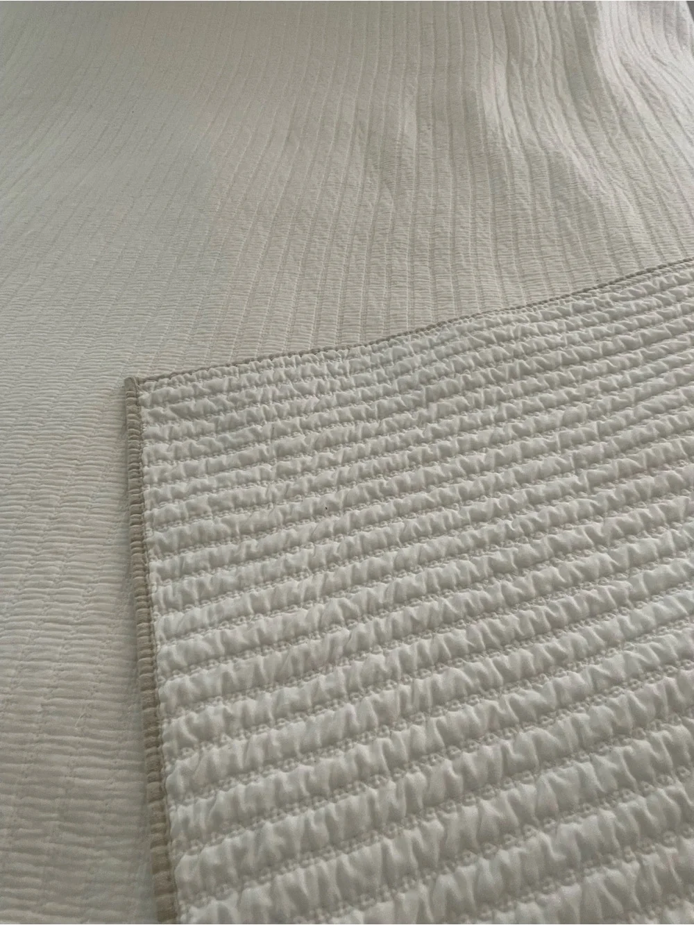 Queen Quilted Bedspread Coverlet Solid White Rectangular Bedroom Bedding